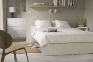 camera da letto con VIHALS il letto matrimoniale ikea economico