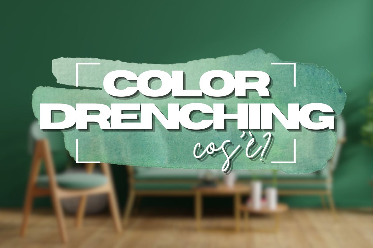 Salotto verde con scritta color drenching