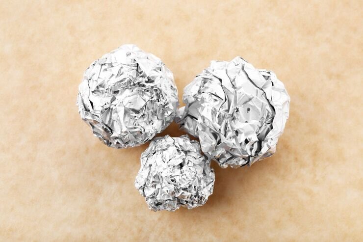 Palline di carta stagnola