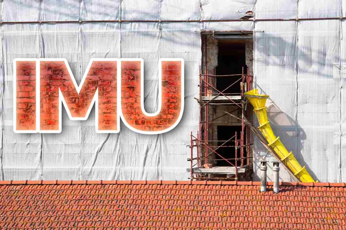 una struttura su cui stanno facendo dei lavori con scritto accanto "IMU"