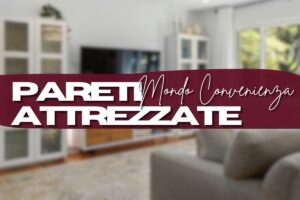 parete attrezzata sfocata e scritte in primo piano
