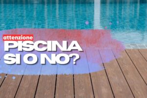 Bordo piscina con scritte