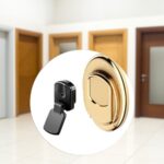 Porte e serratura magnetica in primo piano