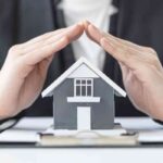 Mani che proteggono la casa