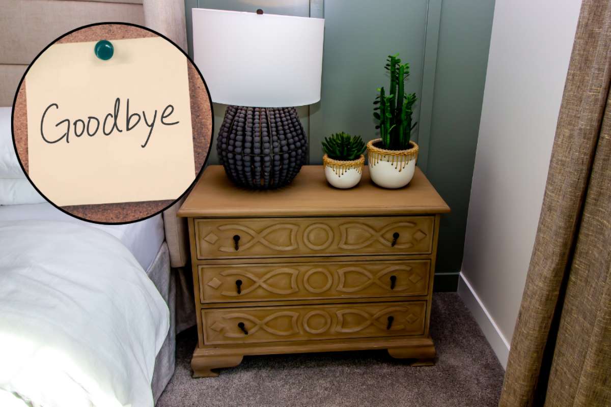 comodino in camera da letto