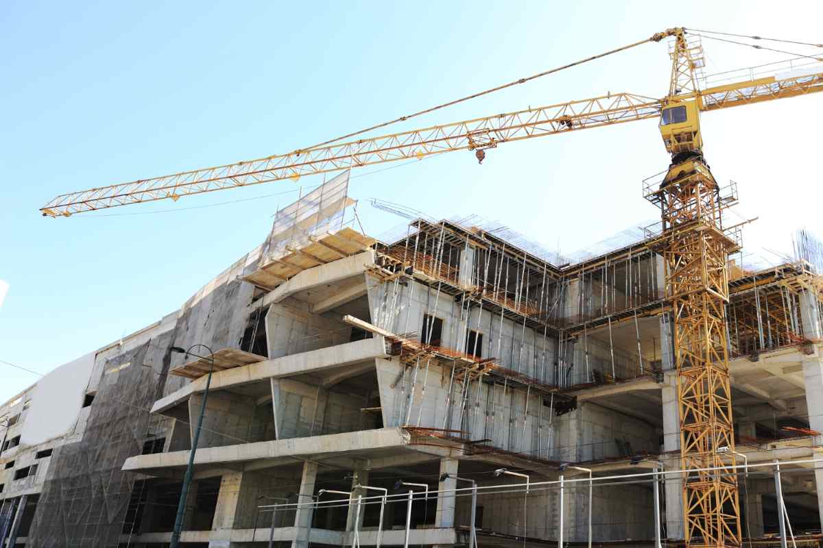 palazzo in costruzione