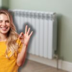 termosifoni in casa e donna sorridente che fa ok con le mani