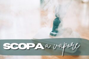 scopa a vapore e scritte in primo piano