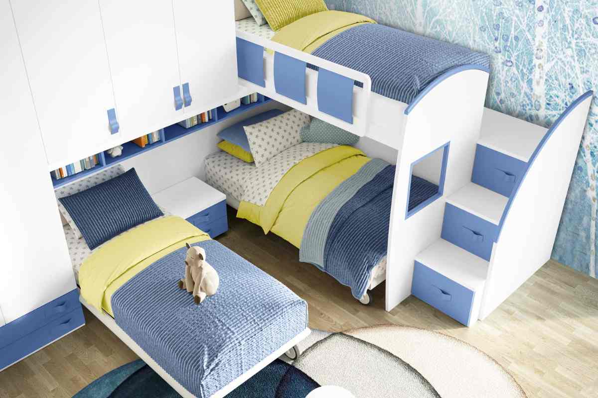 una delle camerette componibili per più bambini Mondo Convenienza con tre letti vista dall'alto