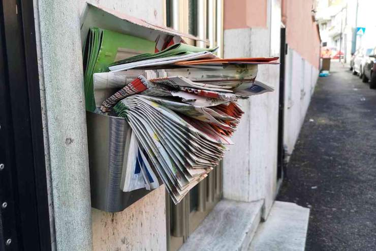 Cassetta della posta piena