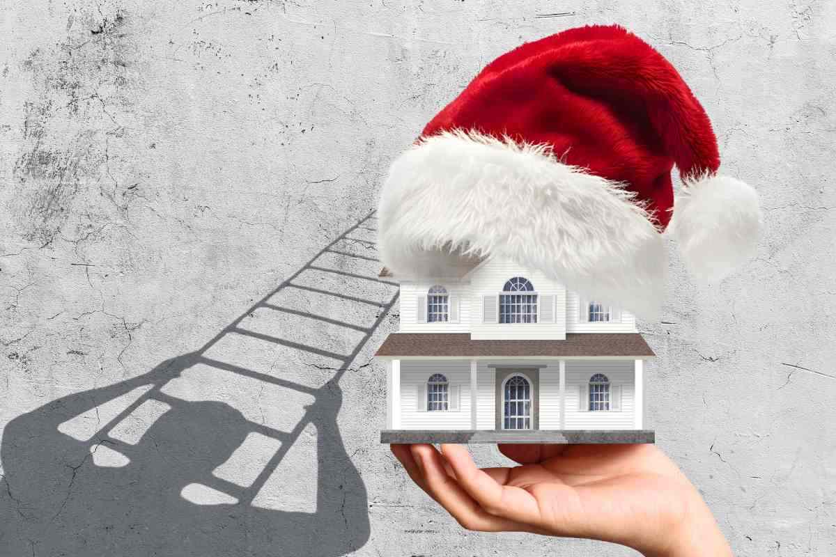 casa e cappello di natale