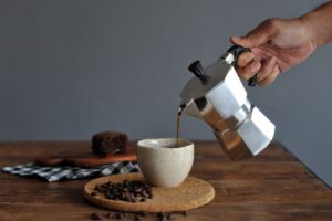 Moka e tazzina di caffè