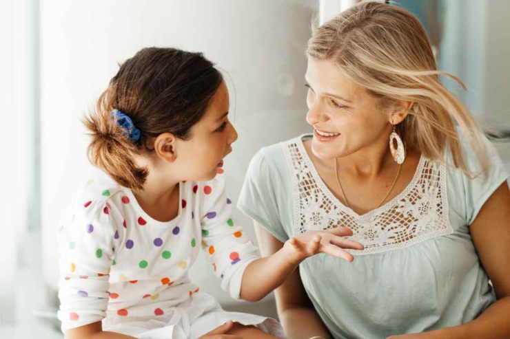 Mamma e figlia parlano