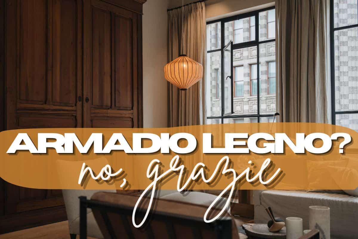 Stanza arredato con armadio legno