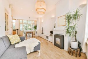 intrno casa con colori neutri