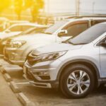 Diverse auto nuove parcheggiate