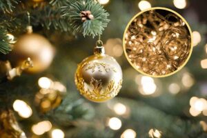 Albero di Natale e luci