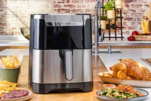 una delle friggitrici ad aria in offerta da unieuro