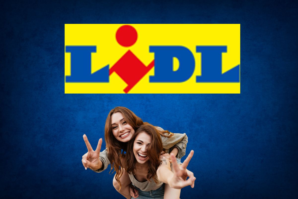 Uno sfondo blu con una scritta LIDL sopra e due ragazza sotto felici