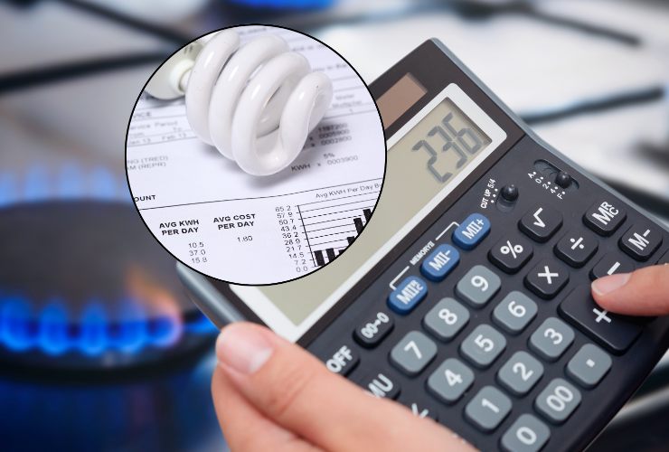 bollette luce e gas e calcolatrice
