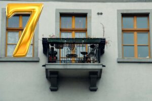 balcone e numero 7