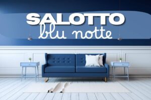 Salotto con divano e parete blu
