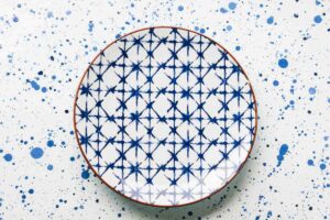 piatto decorato a mano