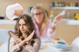 donna disperata con bollette in mano, un'altra che fa stop con le mani e un'altra che programma lavatrice