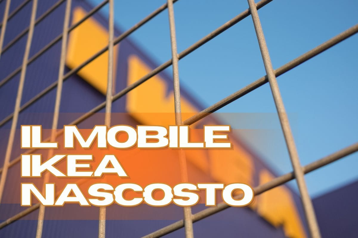 Negozio Ikea con logo sfocato