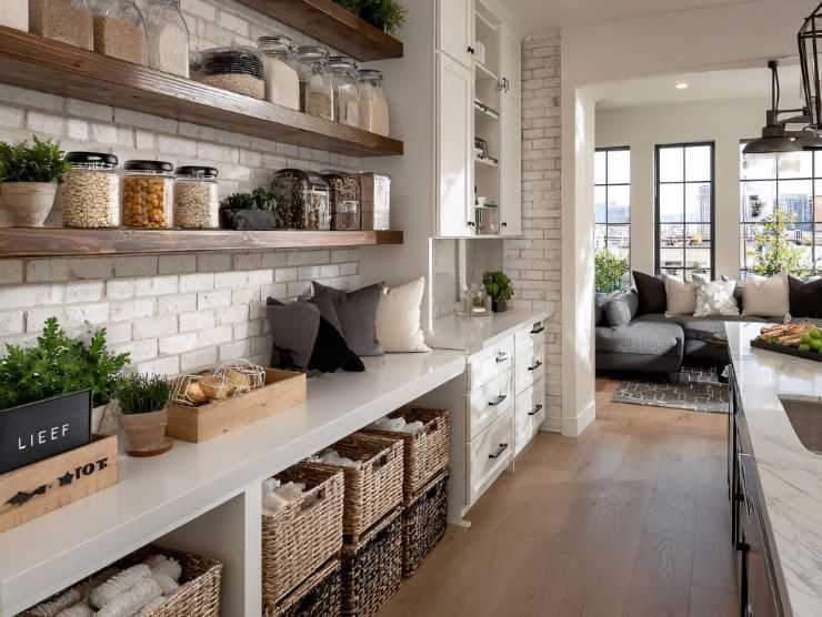 cucina separata dal resto della casa