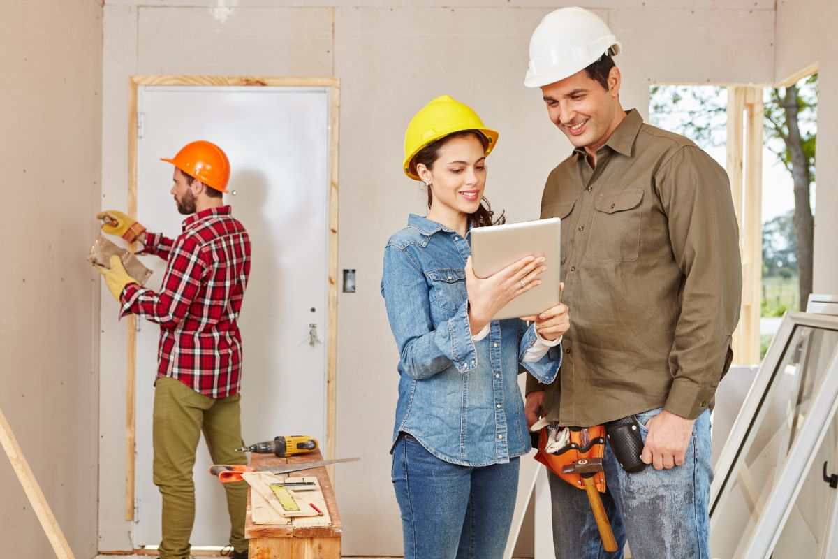 squadra di ristrutturazione in casa