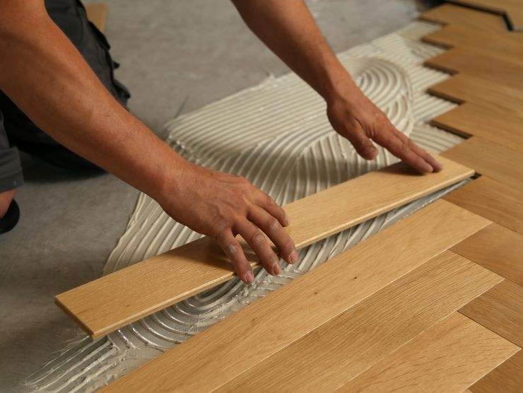 posatura del parquet