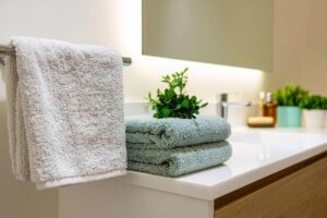 bagno e set di asciugamani