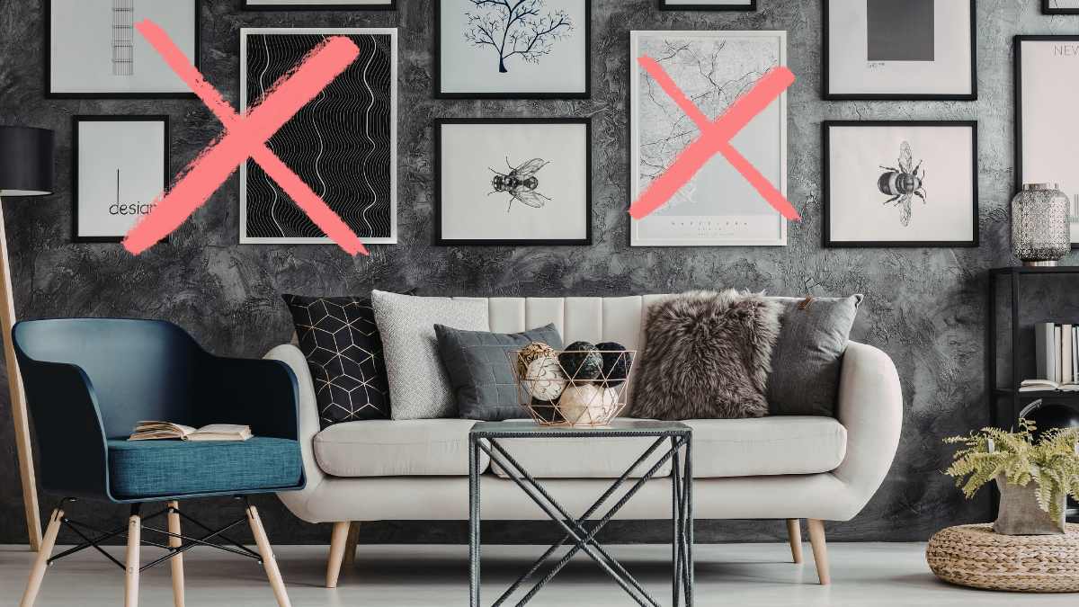 Addio ai poster senz'anima: il grande ritorno delle foto di famiglia (e come esporle senza creare caos)