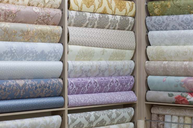 Diversi rotoli di carta da parati