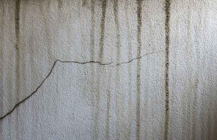 cracked and dirty wall