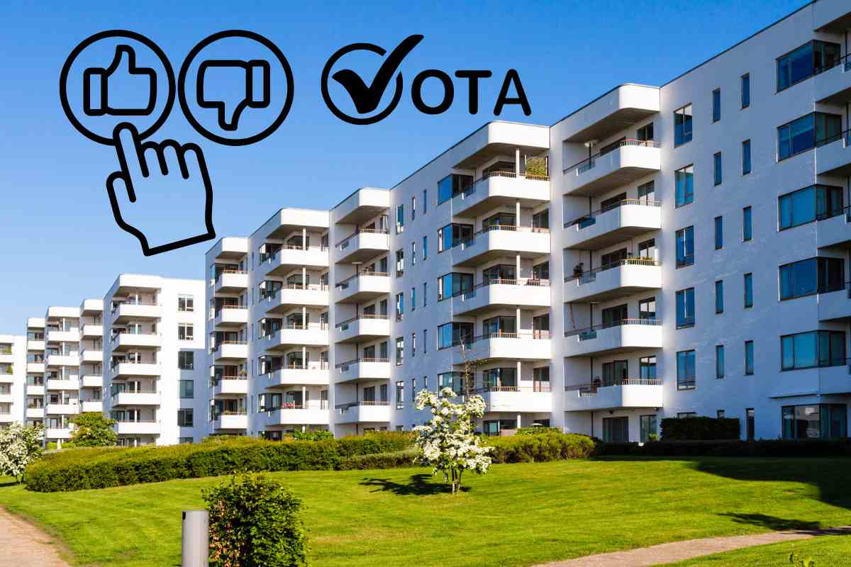 Un condominio ed in alto una grafica di una votazione con accanto la scritta "vota"