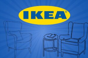 Uno sfondo blu con sopra l'insegna di Ikea e delle poltrone disegnate attorno