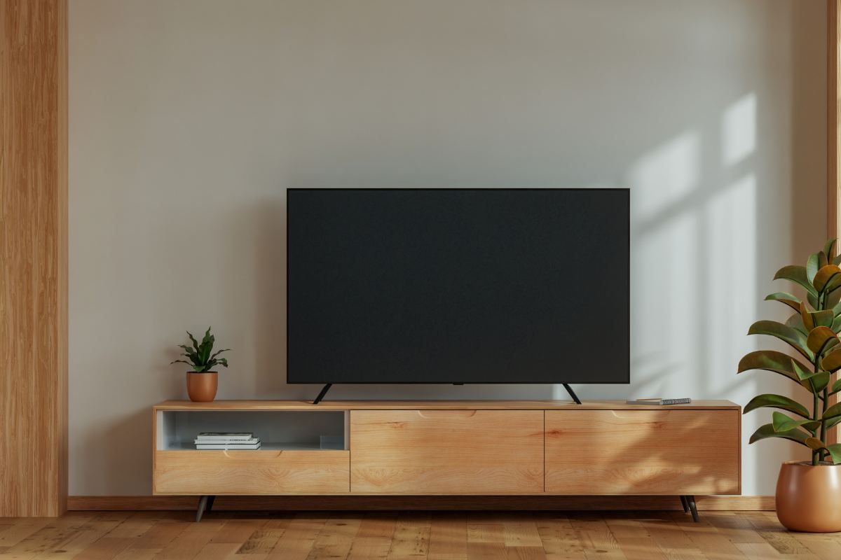 mobile con sopra la televisione