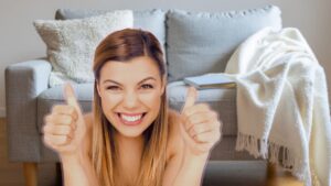 Perchè un divanetto a due posti fa sembrare il soggiorno subito più grande