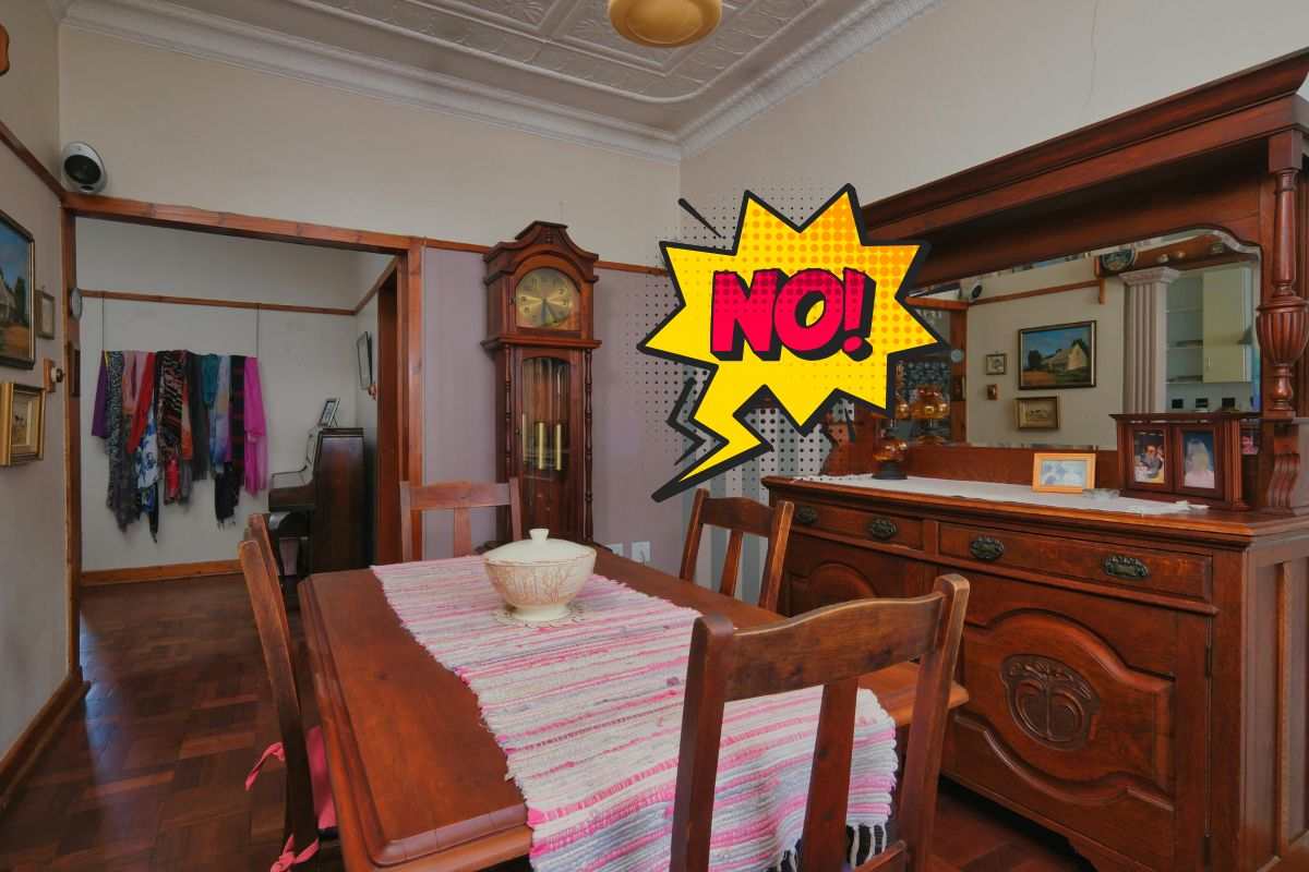 sala da pranzo classica e scritta no