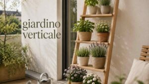 L'orto verticale a pioli e mensole sospese: il progetto fai-da-te dall'estetica scandinava