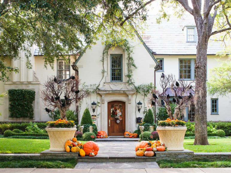 90 cool outdoor halloween