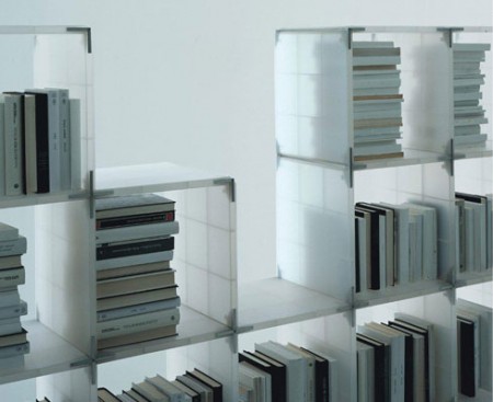 Librerie Porro: Endless Plastic con cubi in plastica